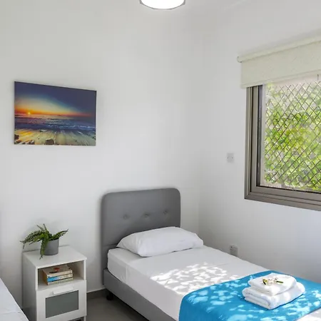 דירה Airbnsea Centre Side Sea View לרנקה