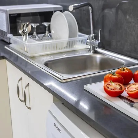 Airbnsea Centre Side Sea View דירה