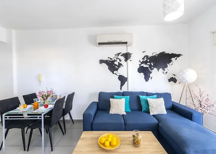 Apartment Airbnsea Centre Side Sea View Larnaca