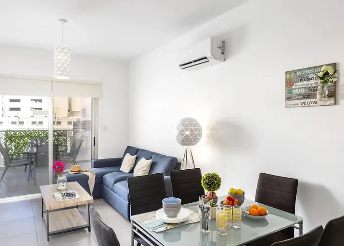 Apartment Airbnsea Centre Side Sea View