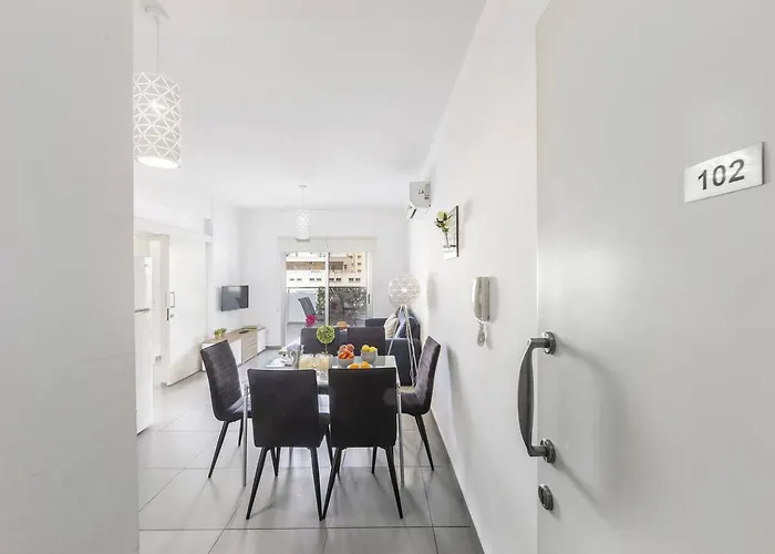 Airbnsea Centre Side Sea View *