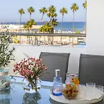 아파트 Airbnsea Centre Side Sea View