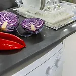 Airbnsea Centre Side Sea View 라르나카