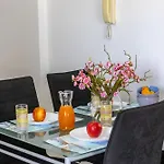 Airbnsea Centre Side Sea View *