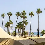 아파트 Airbnsea Centre Side Sea View