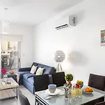 아파트 Airbnsea Centre Side Sea View