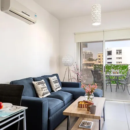 Apartment Airbnsea Centre Side Sea View Larnaca