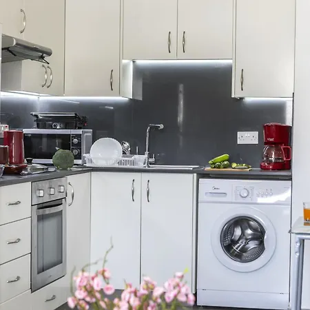 Airbnsea Centre Side Sea View *