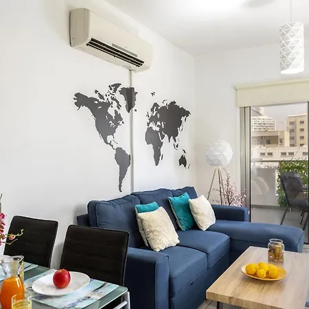 Апартаменты Airbnsea Centre Side Sea View Ларнака