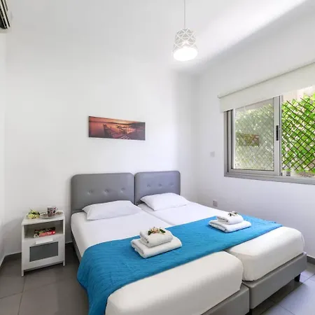 Airbnsea Centre Side Sea View Lejlighed Larnaca