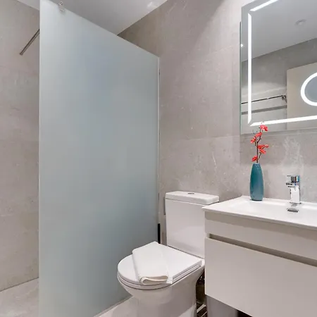 Lejlighed Airbnsea Centre Side Sea View Larnaca