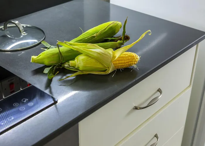 Airbnsea Centre Side Sea View Apartament