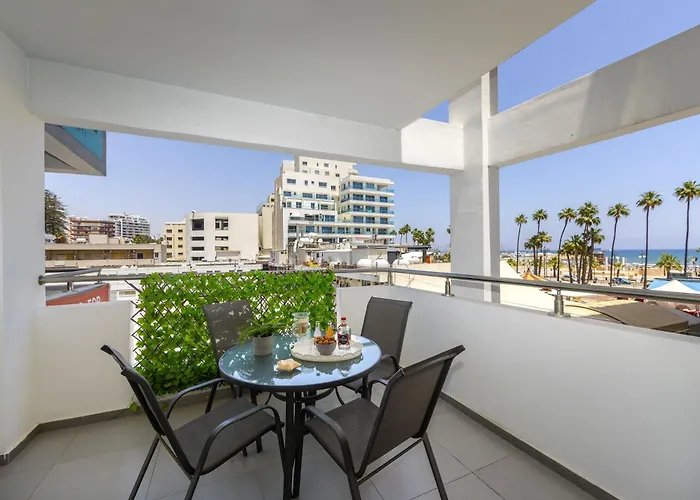 Airbnsea Centre Side Sea View Apartament *