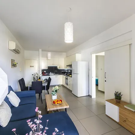 Apartmán Airbnsea Centre Side Sea View *
